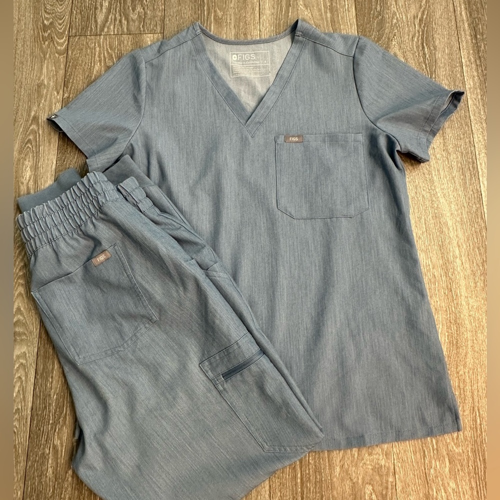 Figs scrubs